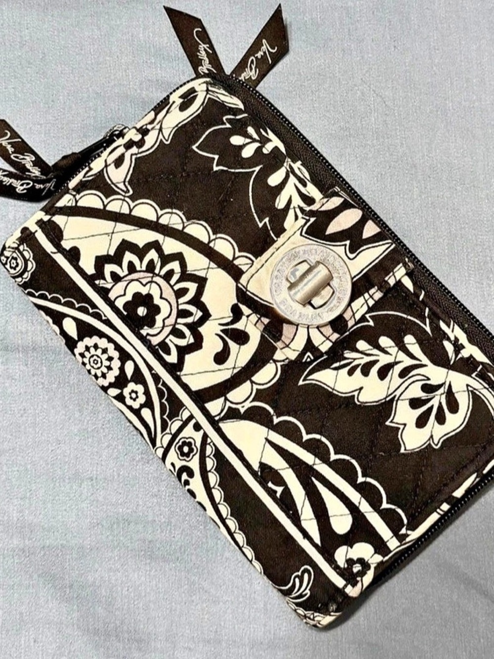 Vera Bradley RFID Turnlock Wallet Black & White